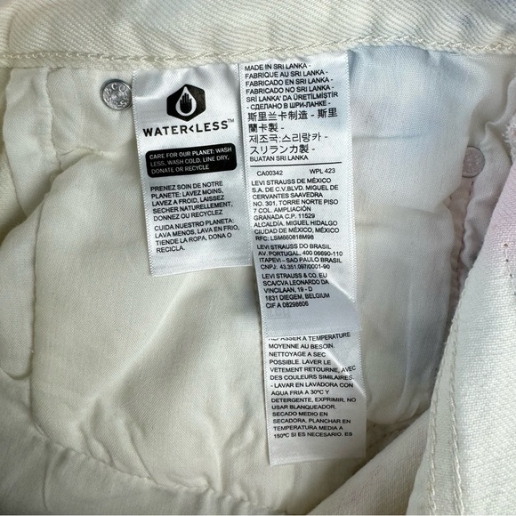 NWT Levi’s 501 white high rise fitted hip and thigh straight leg jeans 27x30 - Picture 7 of 14